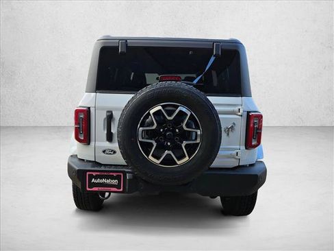 New 2026 Ford Bronco Outer Banks AWD/4WD image 8