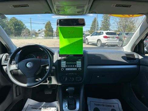 Used 2009 Volkswagen Jetta S image 18