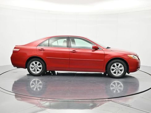 Used 2009 Toyota Camry LE FWD image 4