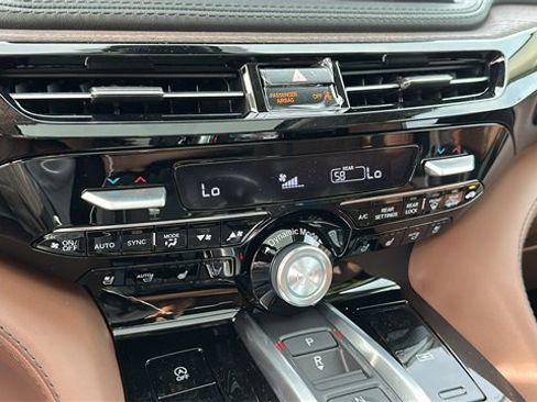 New 2026 Acura MDX w/ Advance Package image 18