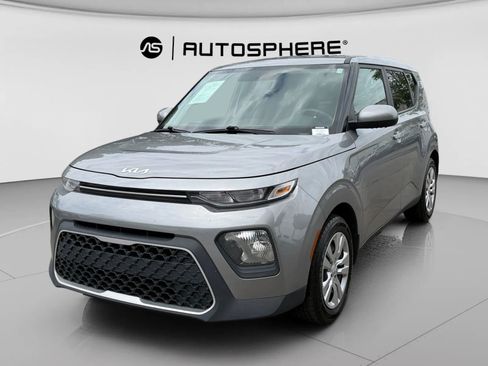 Used 2022 Kia Soul LX FWD image 4