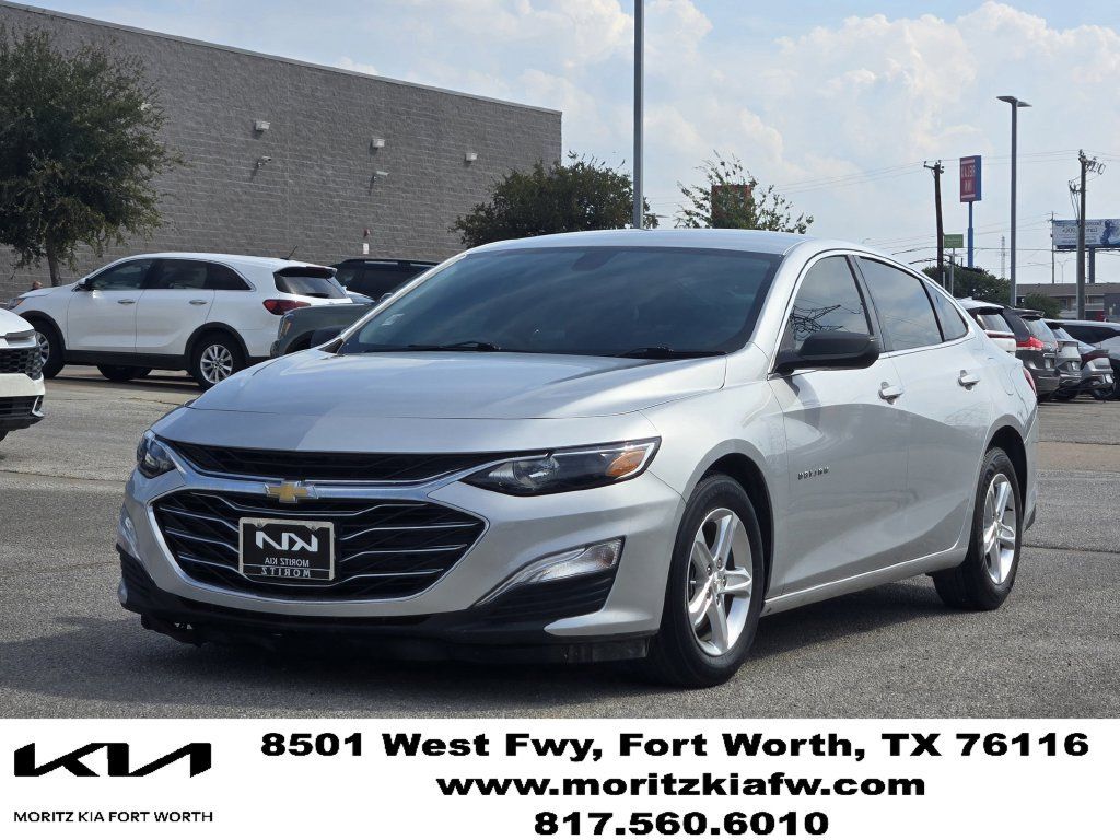 Used 2020 Chevrolet Malibu LS FWD image 3