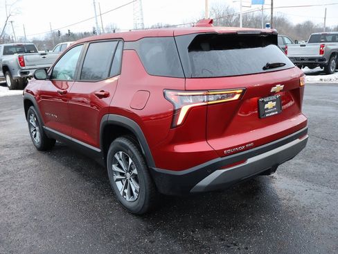 New 2026 Chevrolet Equinox LT w/ Convenience Package II image 16