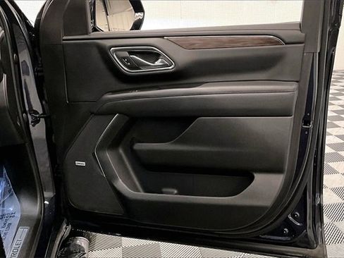 Used 2023 Chevrolet Tahoe Z71 image 18