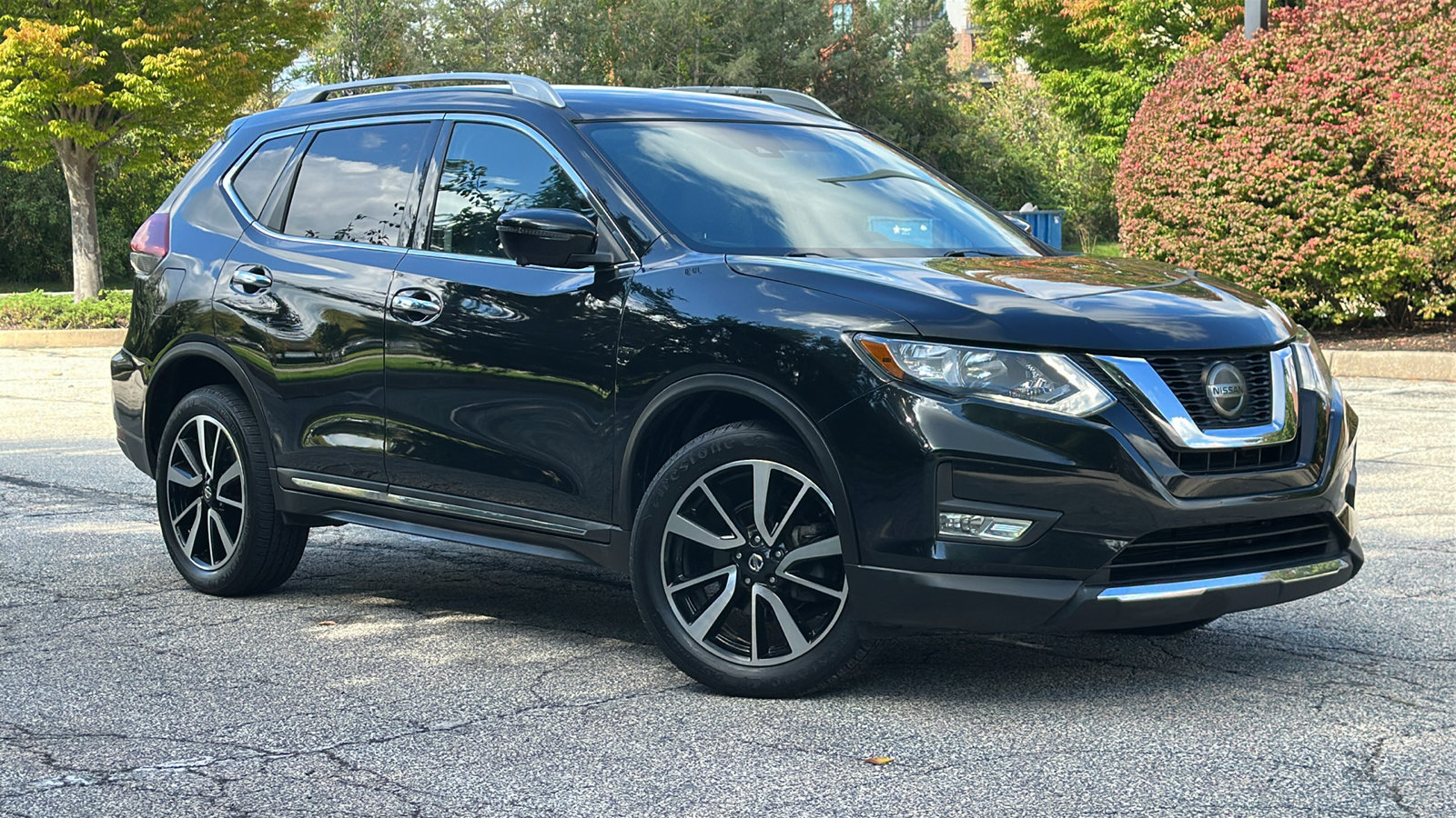 Used 2019 Nissan Rogue SL AWD/4WD image 1