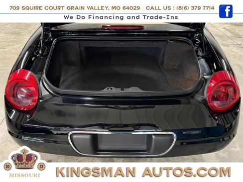 Used 2004 Ford Thunderbird RWD image 31