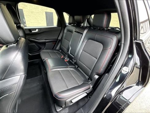 Used 2023 Ford Escape ST-Line w/ Tech Pack #1 AWD/4WD image 24