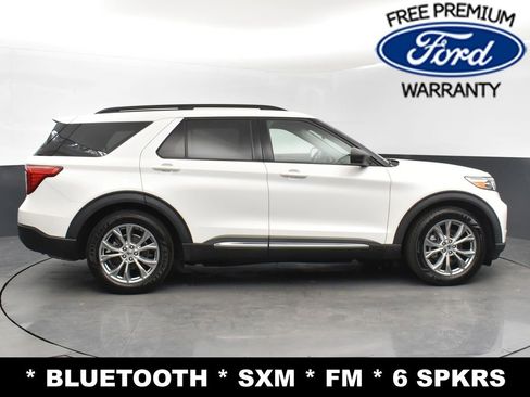 Used 2020 Ford Explorer XLT w/ Equipment Group 202A image 10