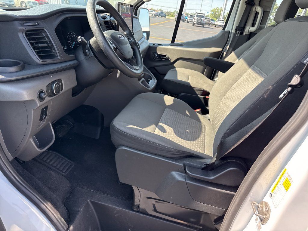 Used 2024 Ford Transit 350 XLT RWD image 16