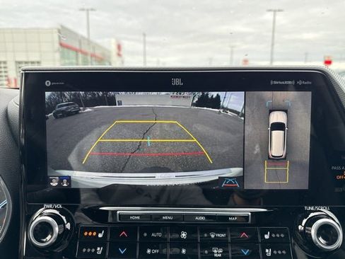 Certified 2021 Toyota Highlander Platinum image 34