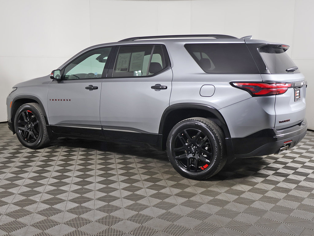 Used 2023 Chevrolet Traverse Premier w/ Redline Edition AWD/4WD image 19