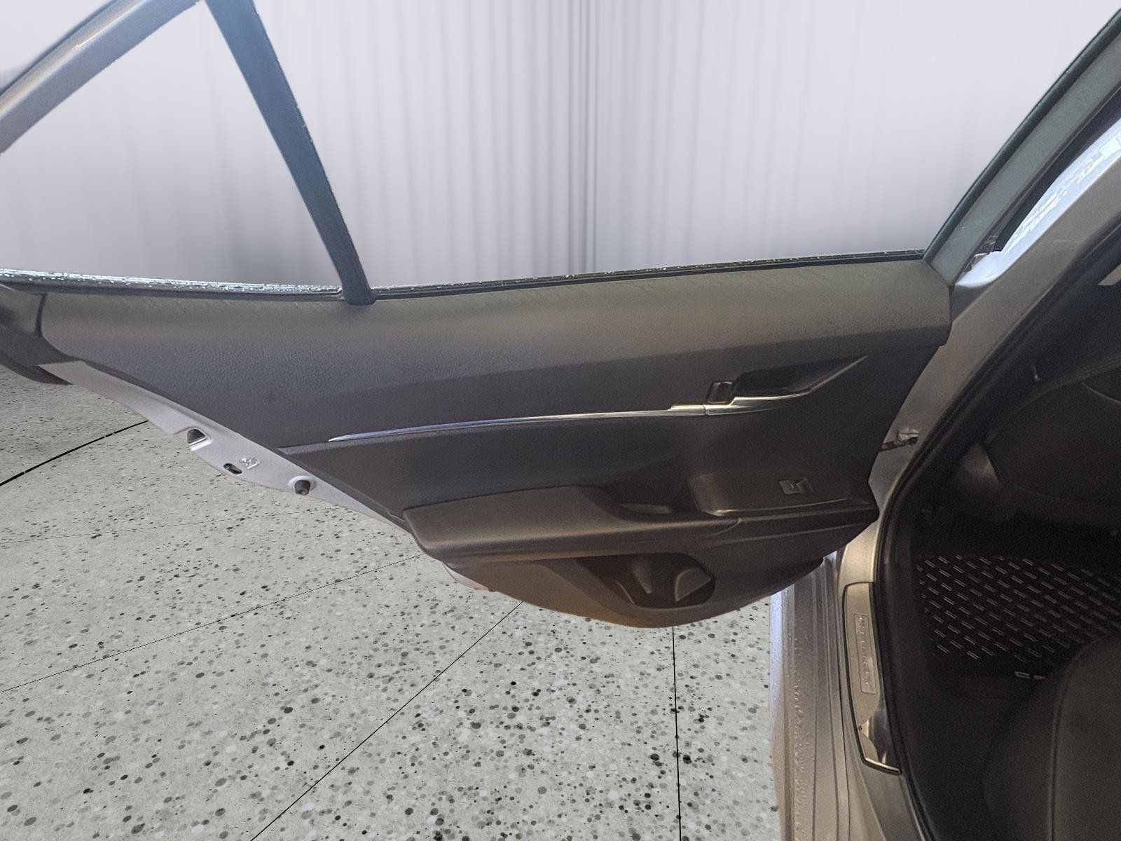 Used 2024 Toyota Camry SE FWD image 19