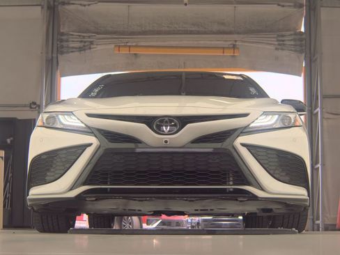 Used 2023 Toyota Camry XSE w/ Navigation Package FWD image 3