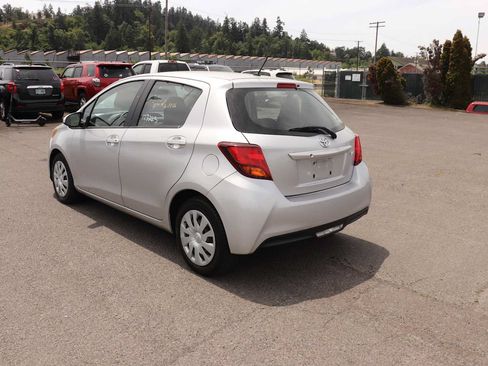 Used 2015 Toyota Yaris L FWD image 7