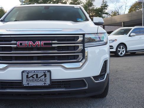 Used 2020 GMC Acadia SLE image 13