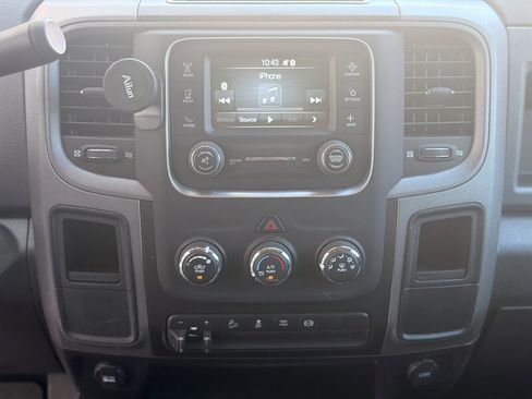 Used 2018 RAM 2500 Tradesman w/ Chrome Appearance Group AWD/4WD image 17