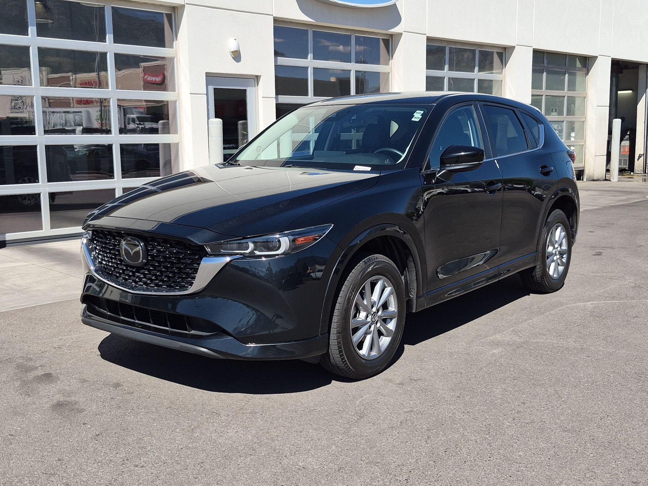 Used 2024 MAZDA CX-5 AWD 2.5 S w/ Select Package image 11