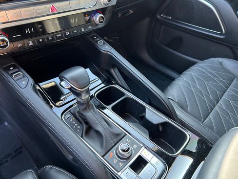 Used 2024 Kia Telluride SX Prestige X-Line image 17