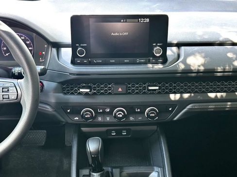 Used 2025 Honda Accord SE image 27