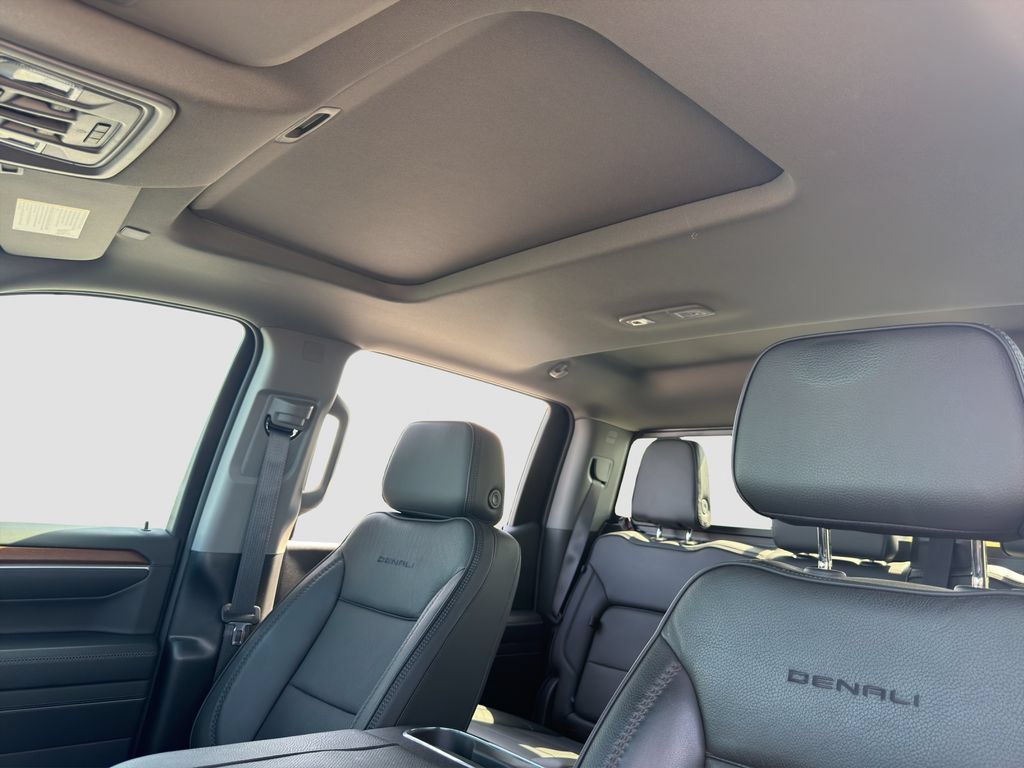 Used 2024 GMC Sierra 1500 Denali AWD/4WD image 24