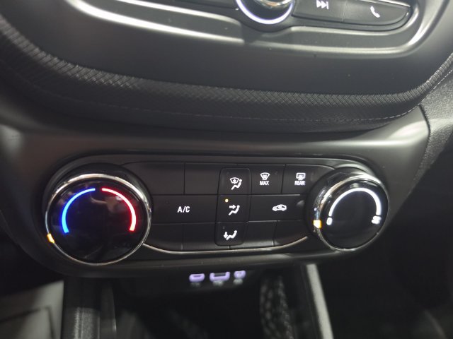 Used 2023 Chevrolet TrailBlazer LS FWD image 17