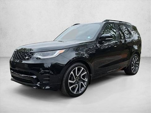 Certified 2024 Land Rover Discovery Dynamic SE image 1