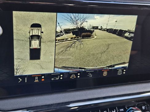 New 2026 GMC Sierra 2500 AT4 image 29