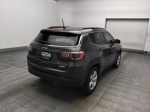 Used 2019 Jeep Compass Latitude FWD image 9