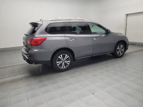 Used 2019 Nissan Pathfinder S image 10