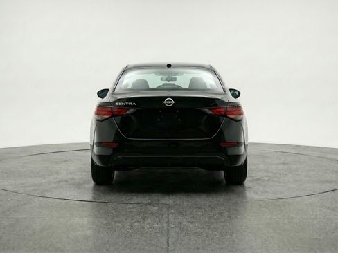 Used 2025 Nissan Sentra SV image 7