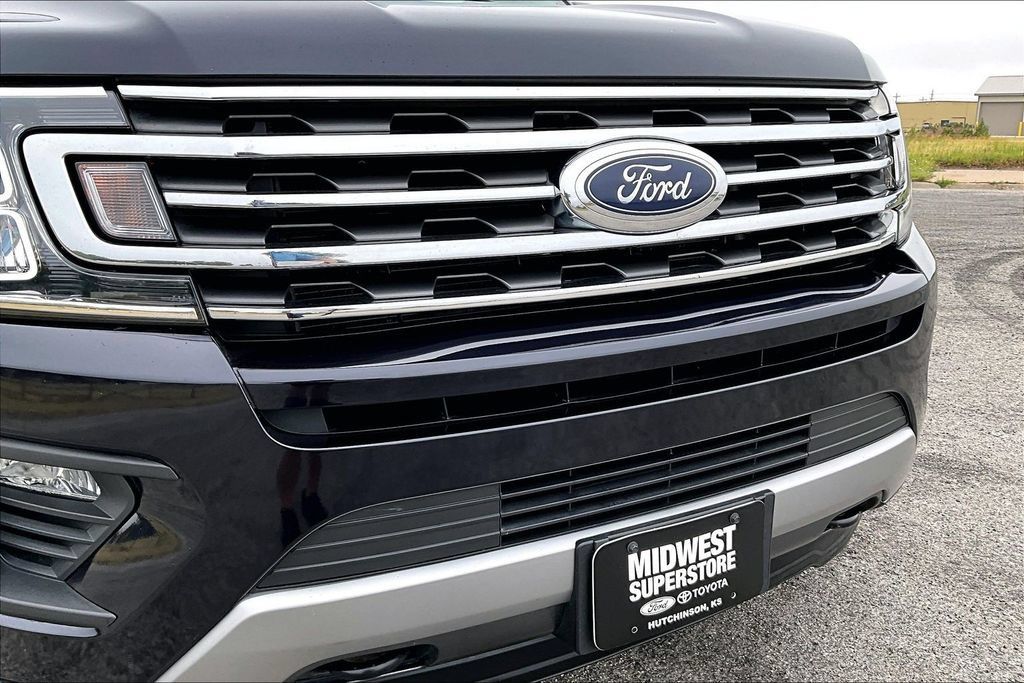 Used 2021 Ford Expedition XLT AWD/4WD image 30