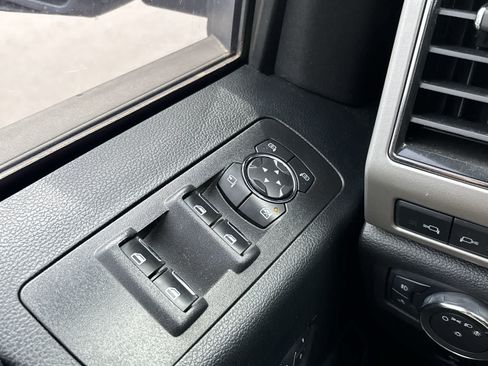 Used 2017 Ford F150 Lariat w/ Equipment Group 501A Mid AWD/4WD image 9