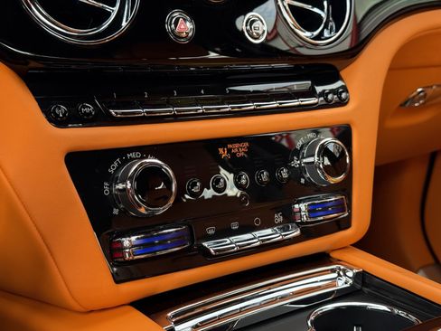 Used 2023 Rolls-Royce Ghost image 27