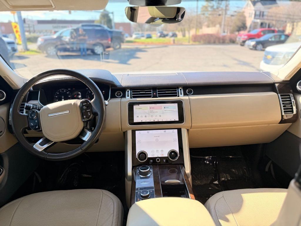 Used 2018 Land Rover Range Rover HSE AWD/4WD image 18