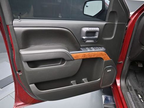 Used 2017 Chevrolet Silverado 1500 High Country AWD/4WD image 13