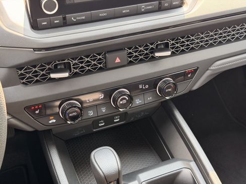 Certified 2024 Honda Accord EX image 24