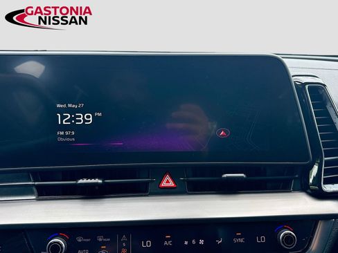Used 2023 Kia Sportage EX FWD image 18