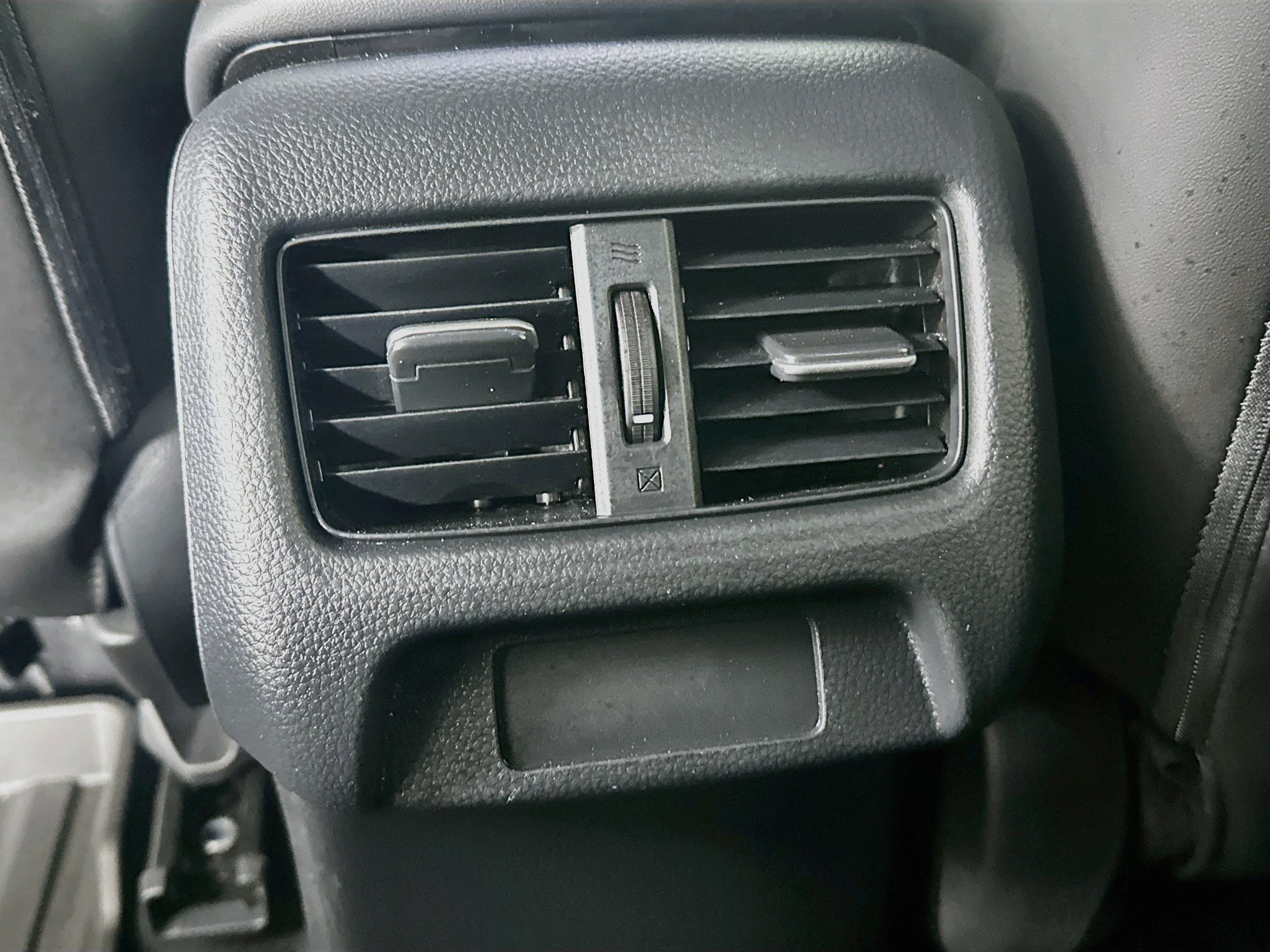 Used 2025 Acura ADX FWD image 27