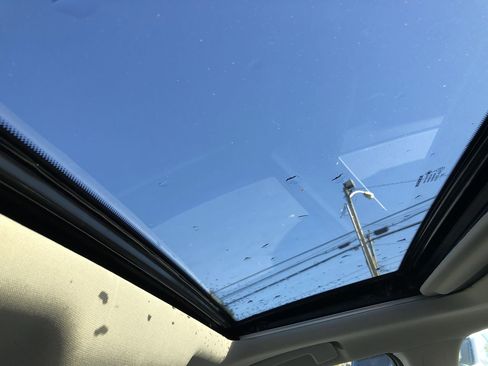 New 2025 Nissan Altima 2.5 SR w/ SR Premium Package image 32