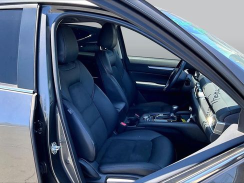 Used 2019 MAZDA CX-5 Touring FWD image 8