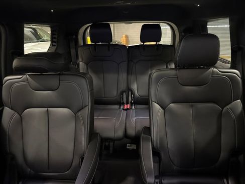 New 2026 Jeep Grand Cherokee L Limited w/ Limited Altitude Package AWD/4WD image 28