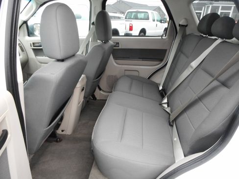 Used 2009 Ford Escape 4WD Hybrid image 17