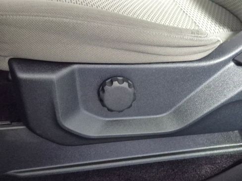 Used 2017 Ford F150 XLT image 15