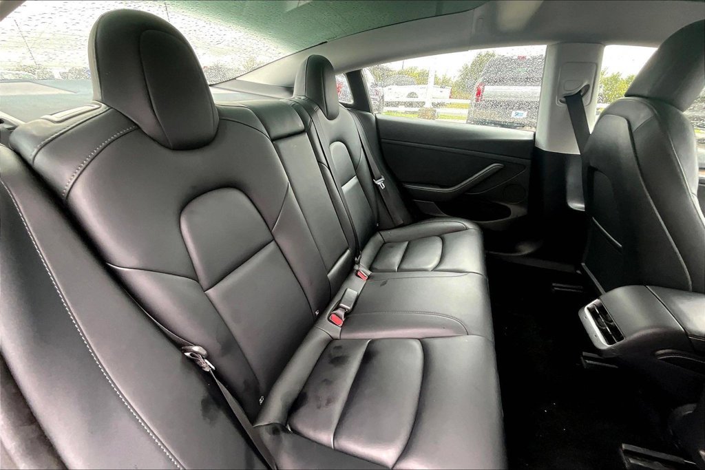 Used 2021 Tesla Model 3 Standard Range Plus RWD image 28