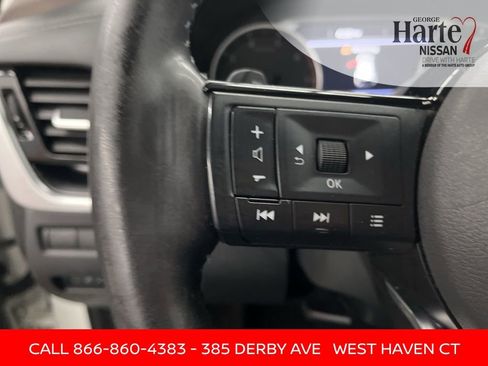 Used 2021 Nissan Rogue SV w/ Premium Package AWD/4WD image 31