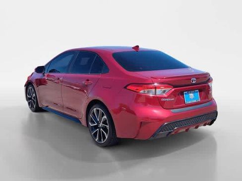 Used 2022 Toyota Corolla SE w/ Carpet Mat Package (TMS) FWD image 3