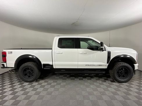 New 2026 Ford F250 Lariat w/ Black Appearance Package AWD/4WD image 2