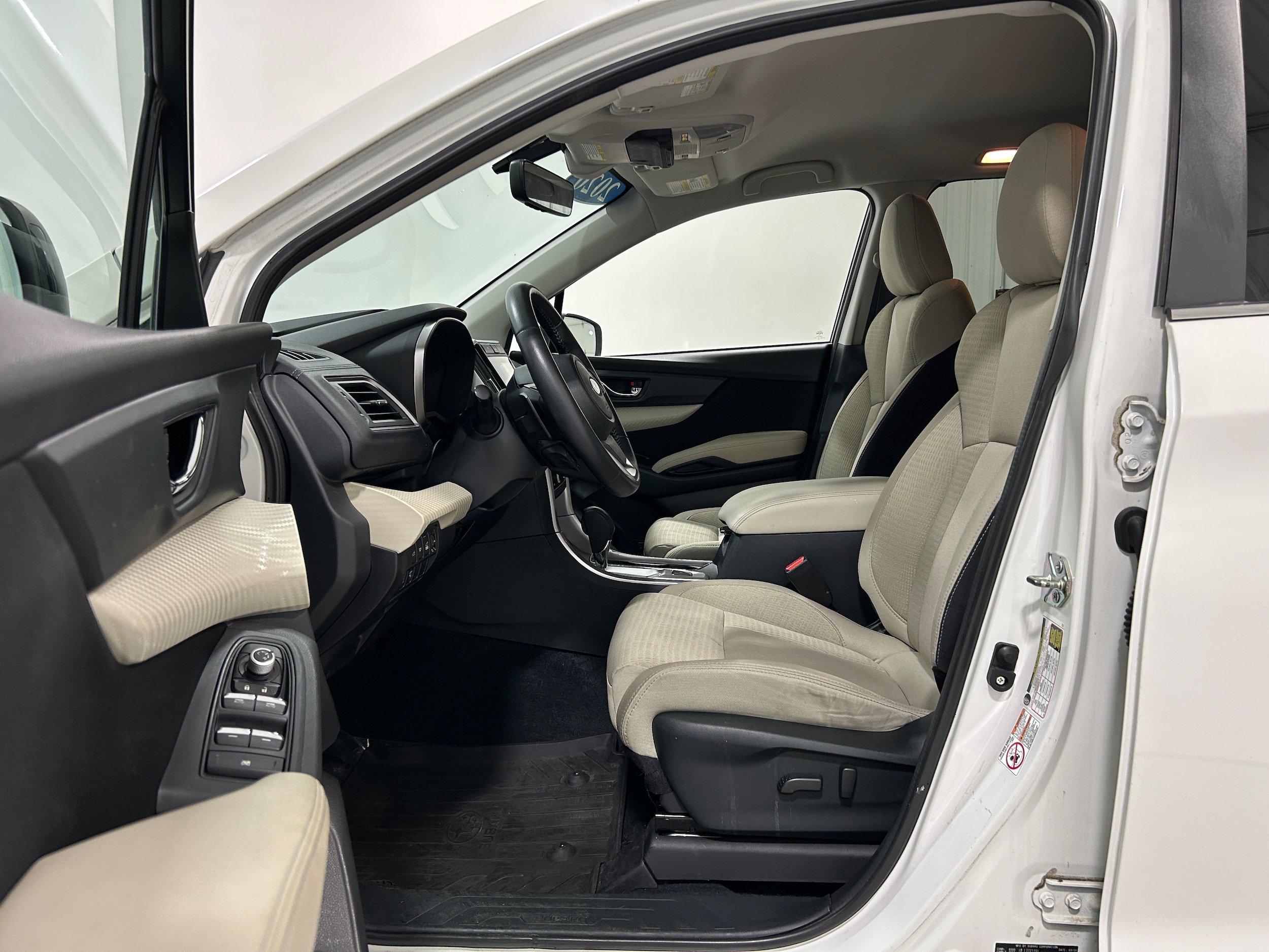 Used 2020 Subaru Ascent Premium w/ Convenience Package AWD/4WD image 4