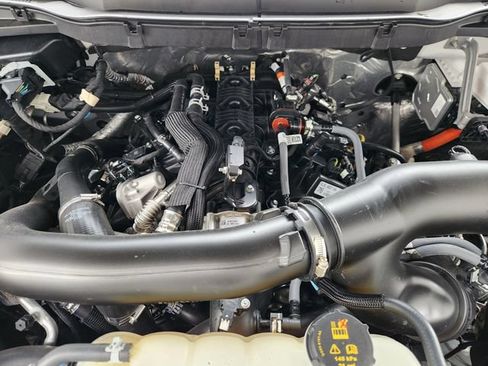 Used 2025 Ford F150 Lariat w/ Equipment Group 501A Mid AWD/4WD image 30