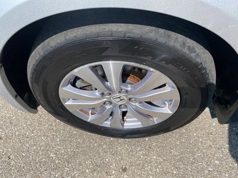 Used 2015 Honda Odyssey EX-L image 32